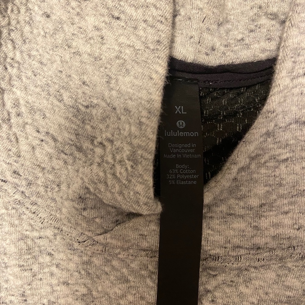 Lululemon Men's At Ease hoodie XL